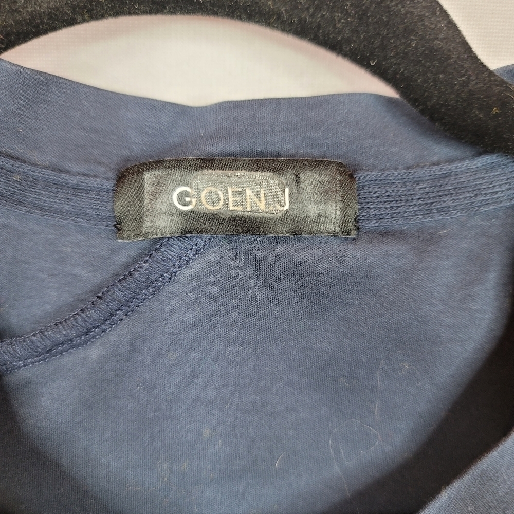 Goen. J Disconnect Ruffle Top - Picture 6 of 9